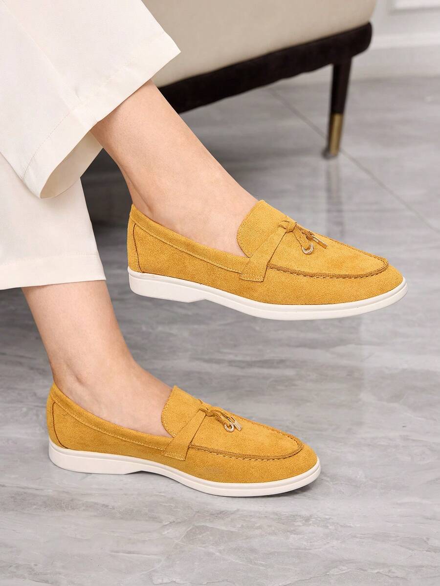 Sleekvia Women's Fashionable Apricot Suede Bow Tassel Design Comfortable Casual Loafers, Suitable For Commuting, Outdoor, Travel, Shopping, Work, Daily Wear
