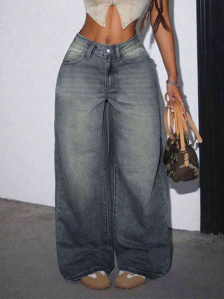 Women's Casual Loose Straight Leg Jeans With Pockets